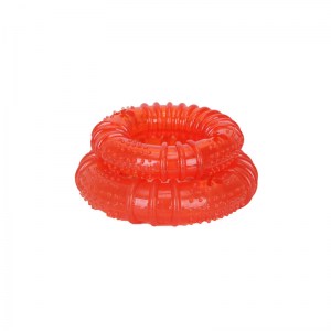 Интерактивная игрушка-кормушка «TREAT Dispensing Looper» medium - TT48