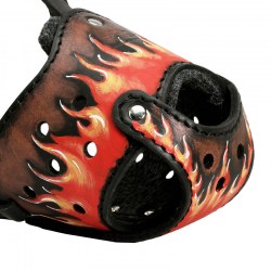 Намордник с рисунком «Tongues of flame» для собак